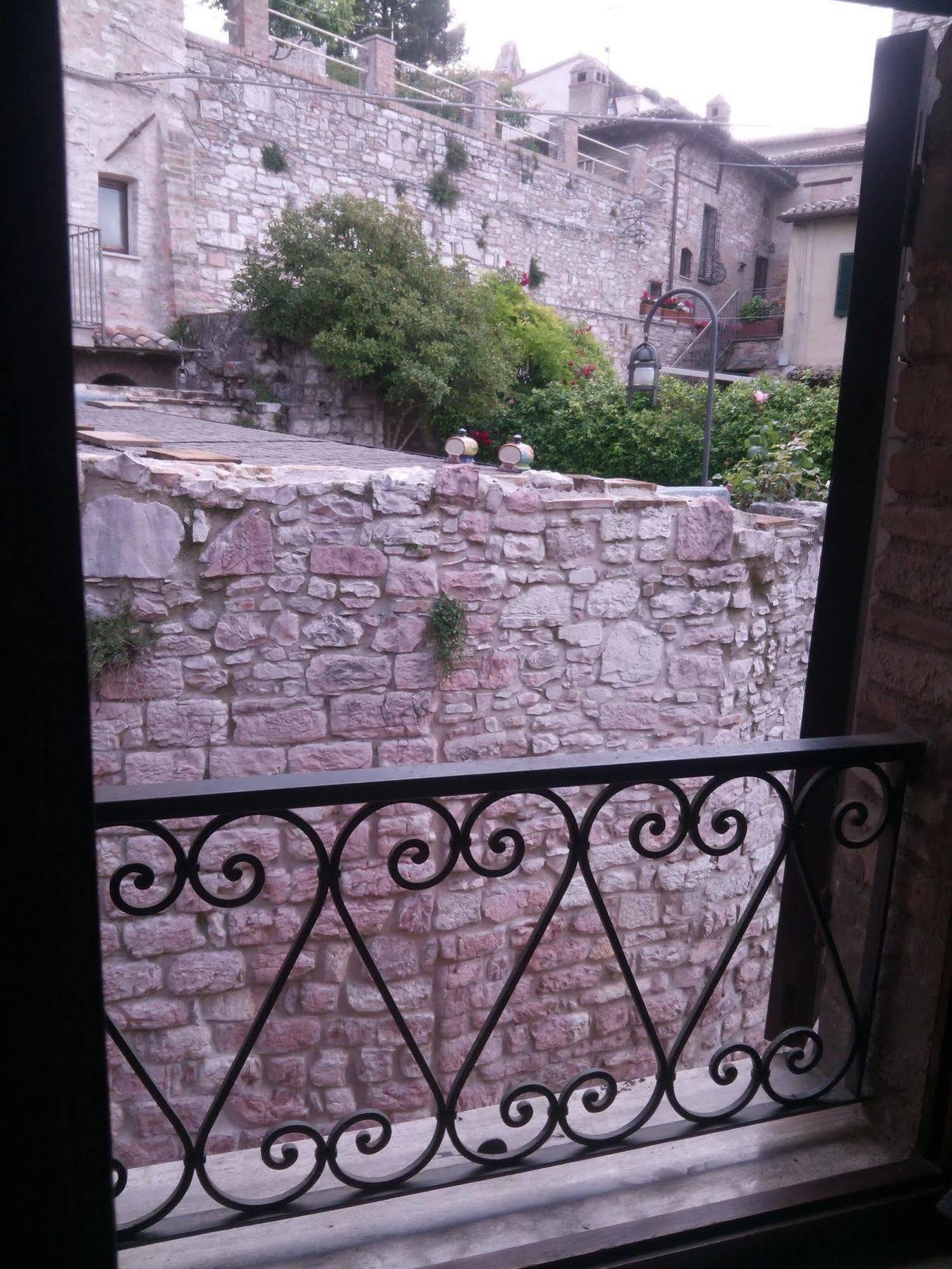 Le Case Di Tiberio Assisi Eksteriør bilde